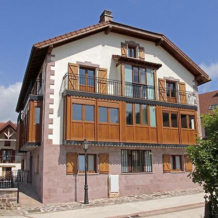 Apartamentos Irati Garralda Екстер'єр фото