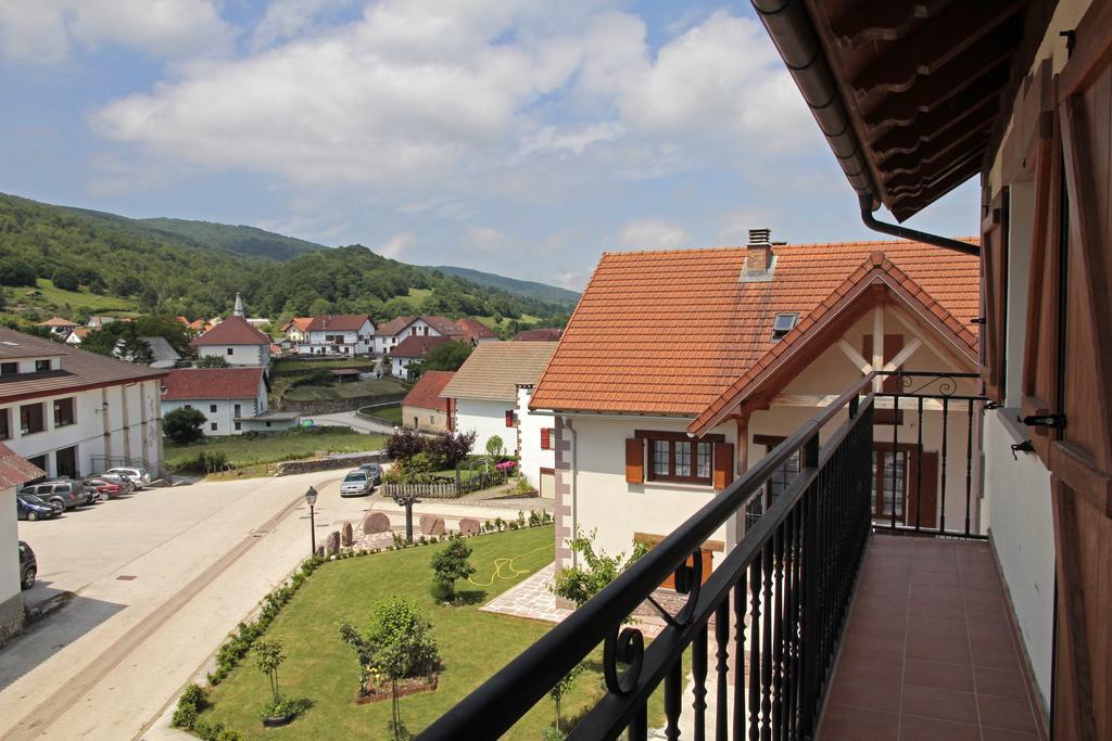 Apartamentos Irati Garralda Екстер'єр фото