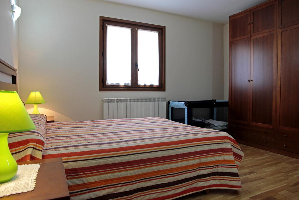Apartamentos Irati Garralda Екстер'єр фото