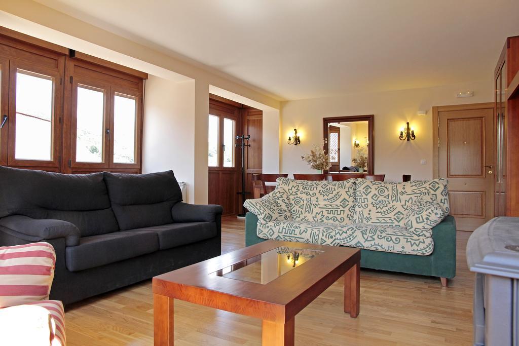 Apartamentos Irati Garralda Екстер'єр фото